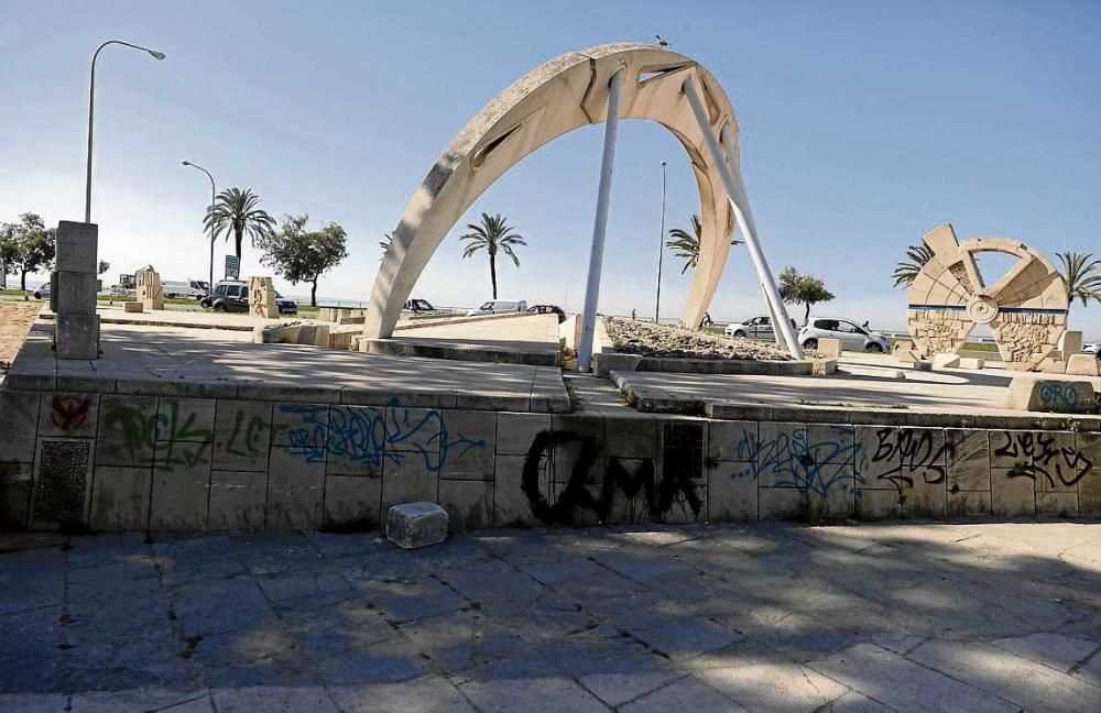 Vergessene Skulpturen in Palmas Stadtbild