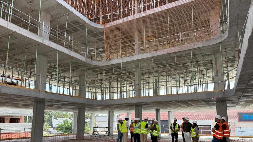 El Ayuntamiento de Elche da luz verde a un préstamo de 4,9 millones para financiar el edificio de alquiler asequible de Travalón