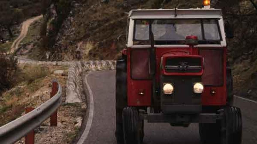 El tractor de Hassan, el propulsor de la historia de  &quot;El Rayo&quot;.