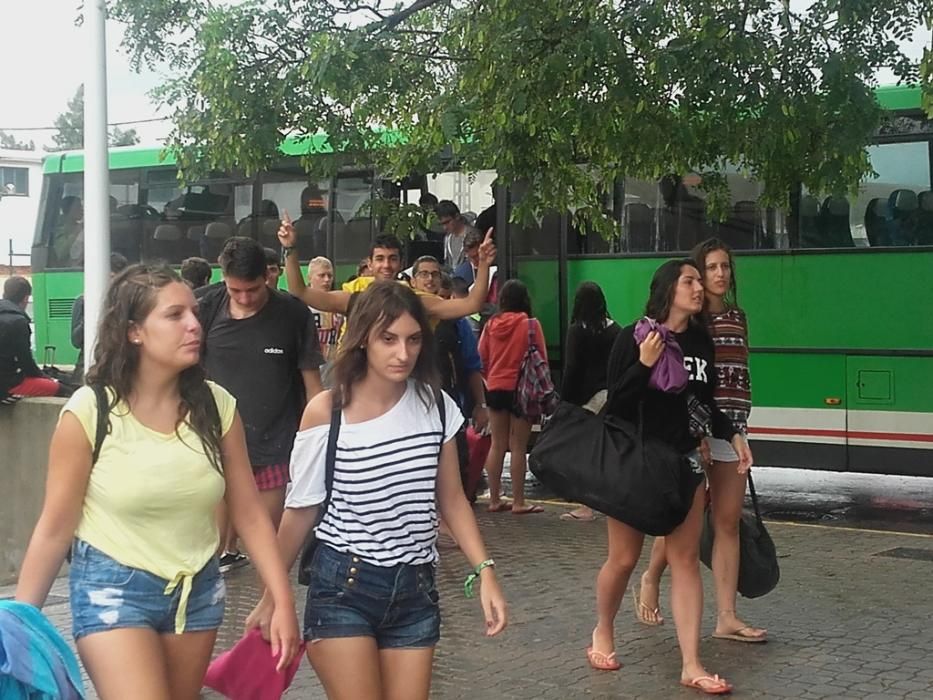 Evacúan a los 3.000 campistas del Medusa Sunbeach Festival de Cullera por la lluvia.