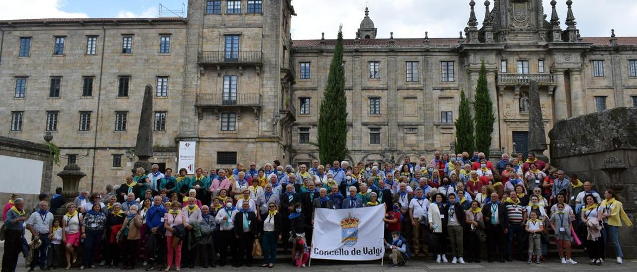 Los valgueses posaron con orgullo en Santiago.