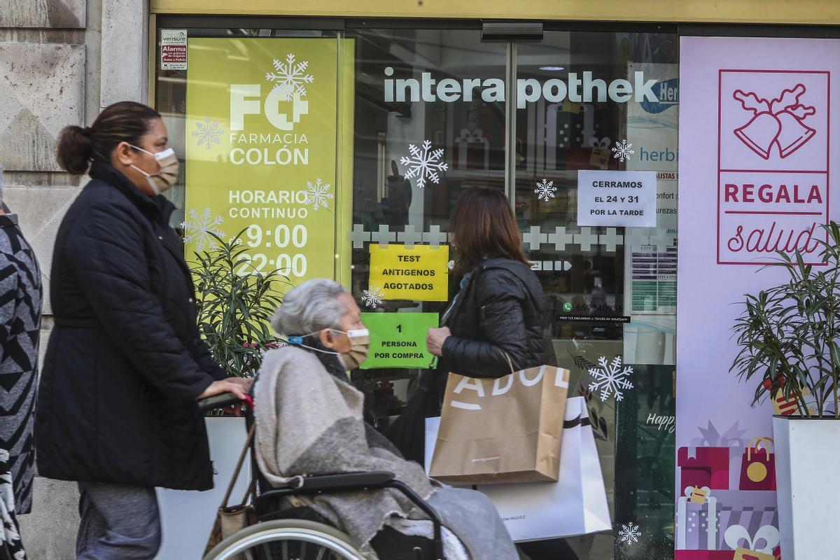 Venta de antígenos en farmacias agotados.