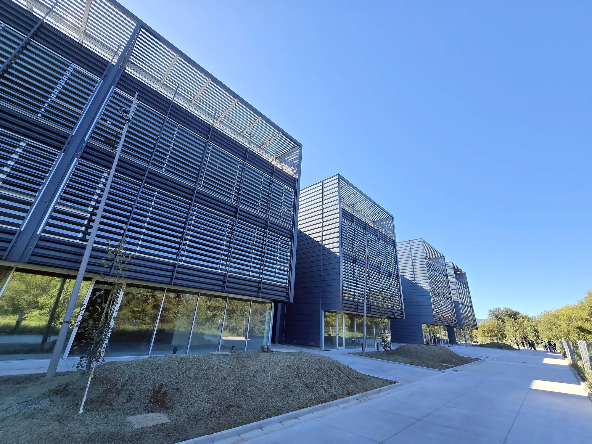 Visita a las nuevas naves de la Zona Franca para empresas tecnológicas en Pordo do Molle