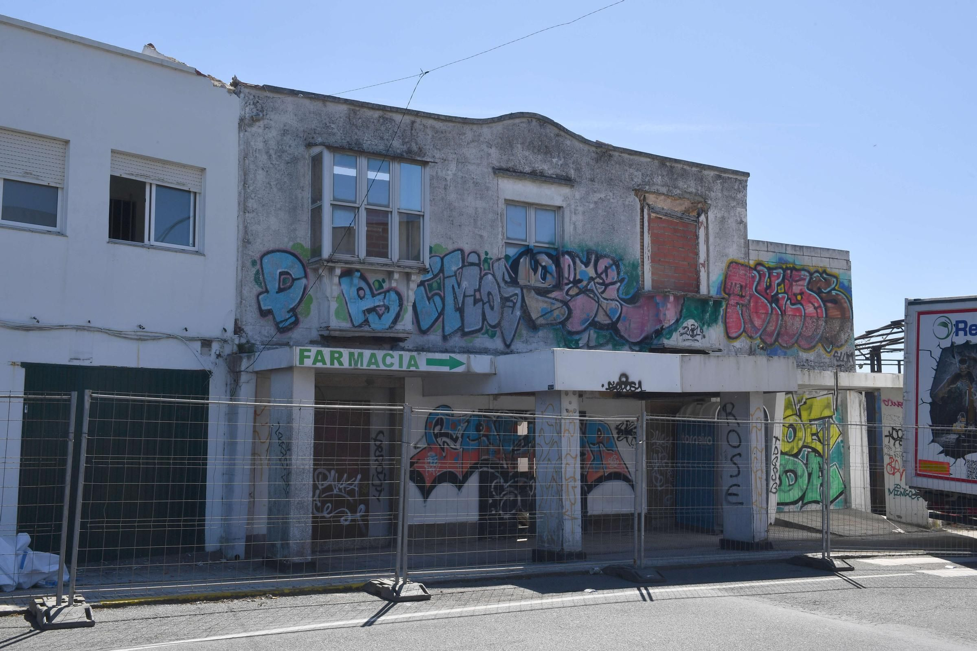 Retiran amianto de la discoteca Pachá, de A Coruña, para preparar el derribo