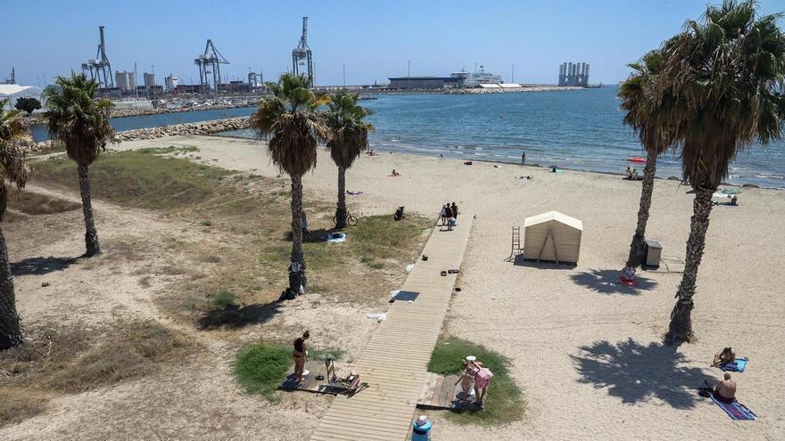 Falta de mantenimiento en la playa de San Gabriel