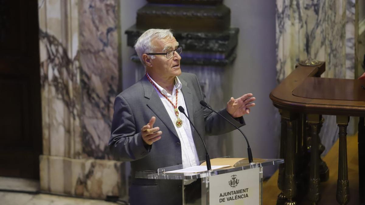 Joan Ribó, portavoz de Compromís y exalcalde de València, en su intervención en el pleno de investidura.
