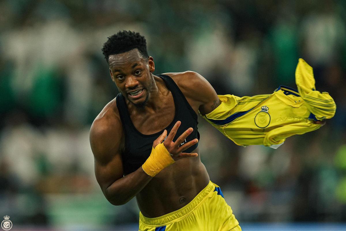 Jhon Durán celebra un gol con la camiseta del Al-Nassr