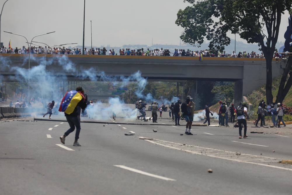 Venezolanos vuelven a las calles tras efímero ...