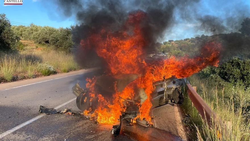 Un herido en un accidente entre tres vehículos en Figueroles