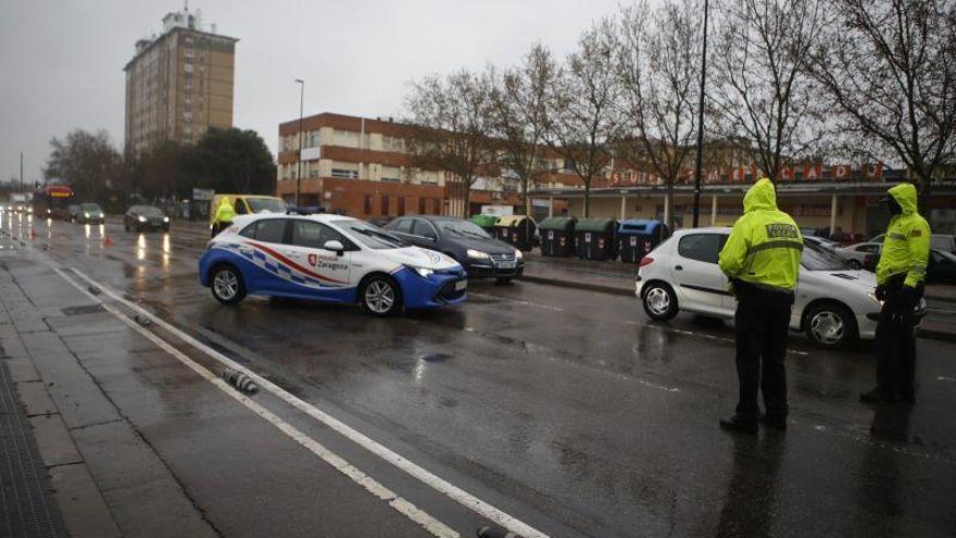 La Policía Local comienza a multar a los que deambulan sin causa justificada en Aragón
