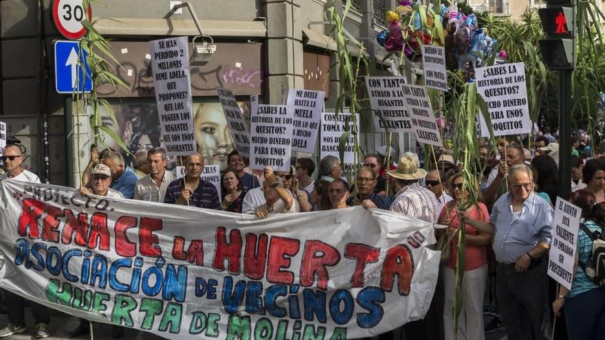 Regantes del Heredamiento protestan por el embargo de sus cuentas