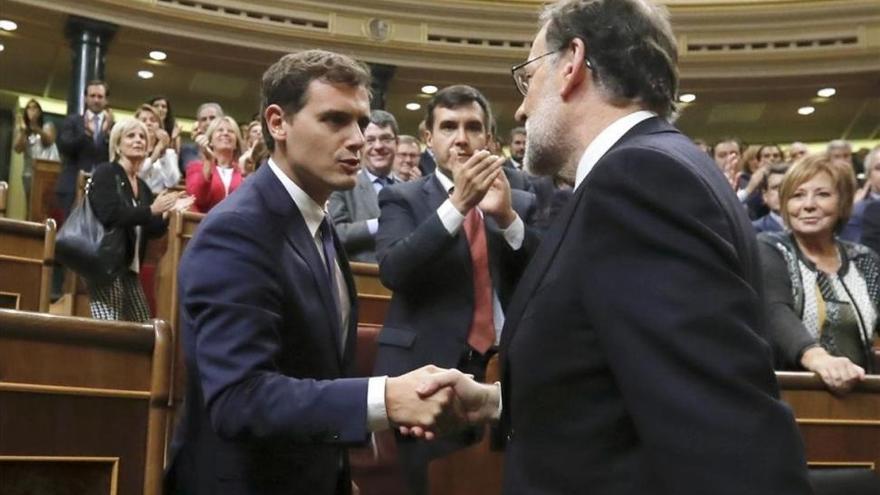 Rajoy echa a andar con un C&#039;s al acecho y un PP incandescente