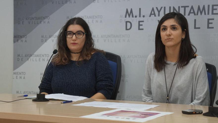 Andrea Pardo y Alba Laserna, promotoras de las jornadas feministas.