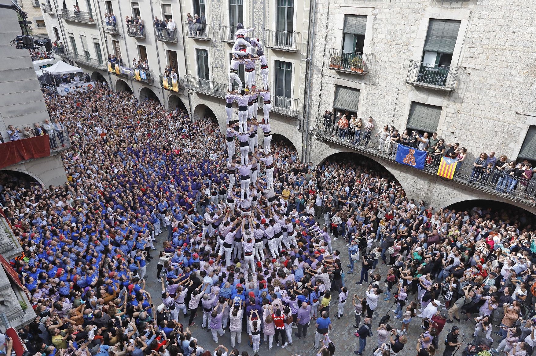 Diada castellera de Sant Narcís a la plaça del Vi