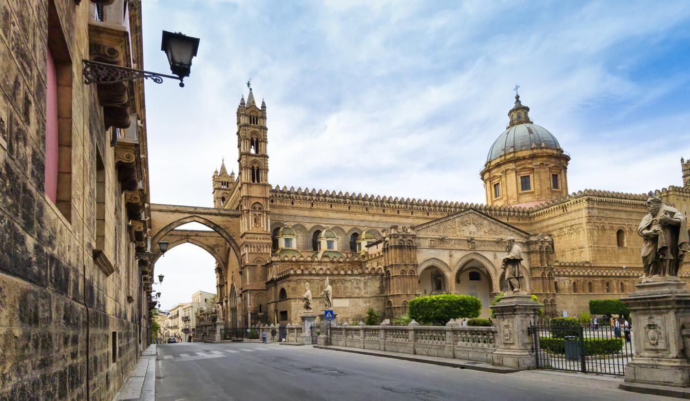 En sus orígenes, la catedral de Palermo fue una basílica bizantina.