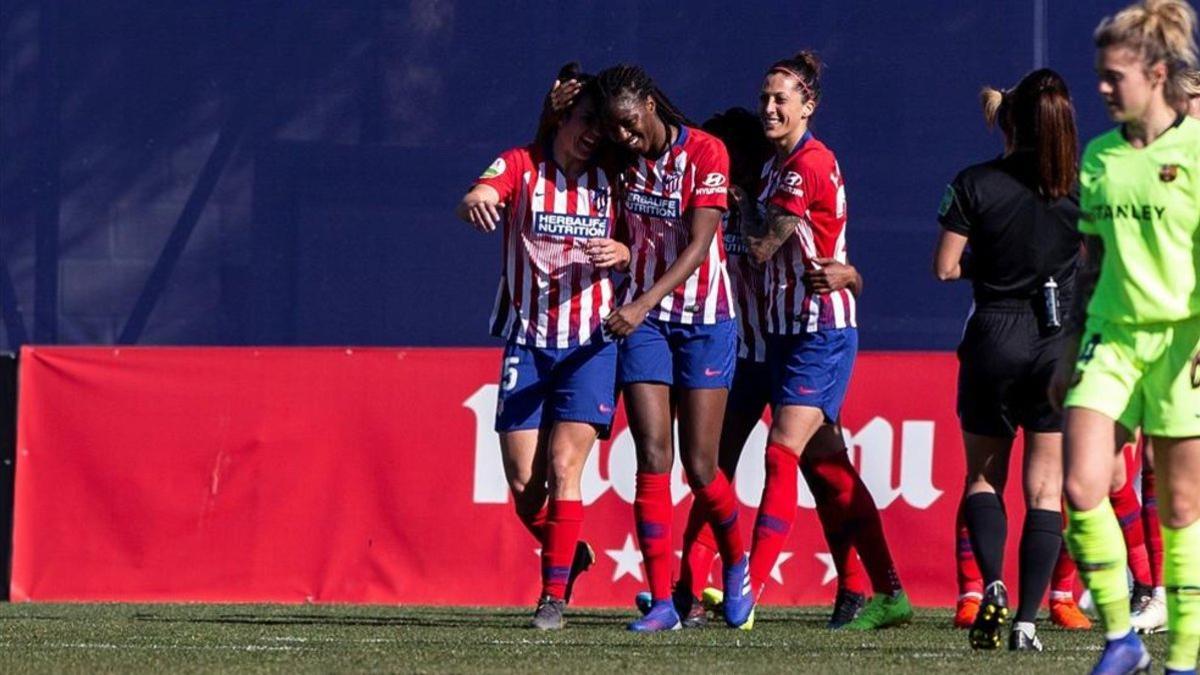 Ludmila celebra uno de los goles ante las azulgrana