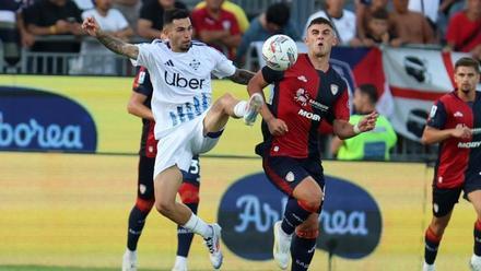 El Como de Cesc sumó el primer punto en la Serie A tras empatar ante el Cagliari