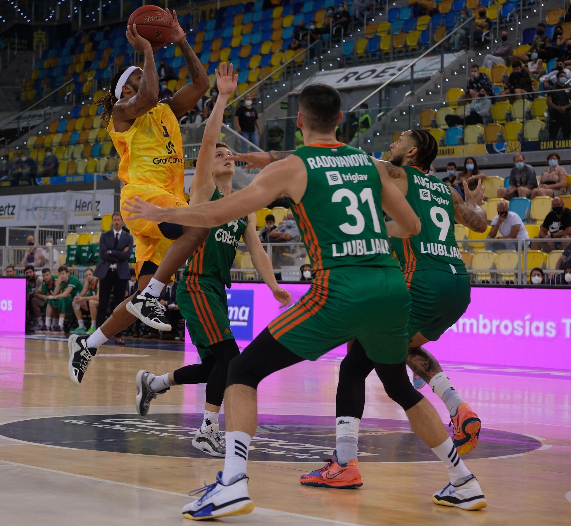 Partido entre el CB Gran Canaria y el Cedevita Olimpija (19/10/2021)