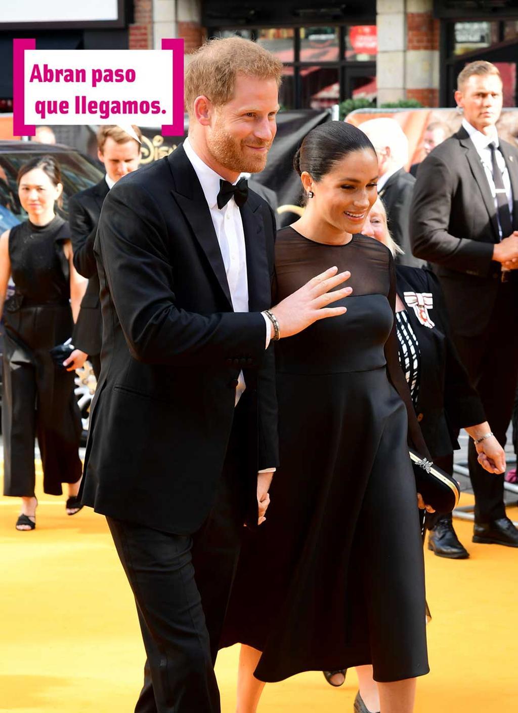 Meghan Markle y el principe Harry llegan a la premiere de El Rey Leon
