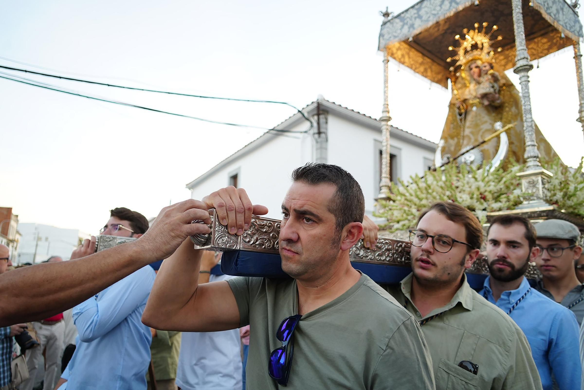 La Virgen de Luna abandona Villanueva de Córdoba para regresar a su santuario