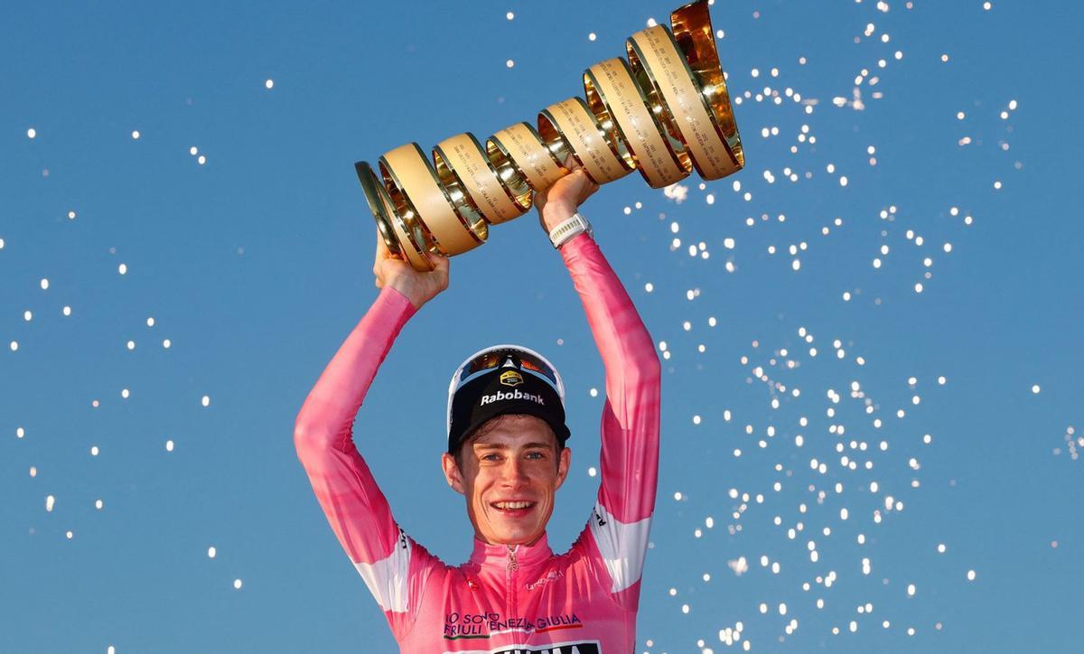 Vingegaard domina el Giro i desafia Pogacar al Tour