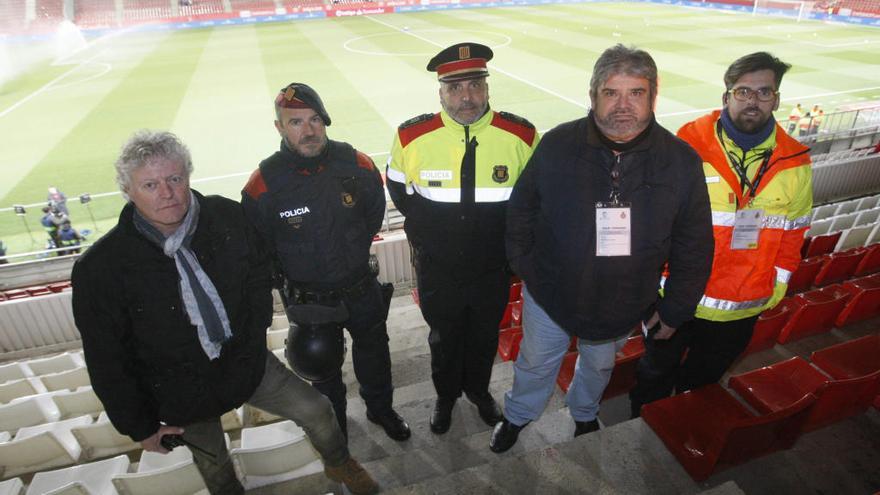 Ferran Pegenaute, director de Seguretat del Girona; Enric Gambus; el coordinador de Seguretat, Albert Mendoza; el sergent de la Policia local Marc Adell, i un representant dels serveis sanitaris