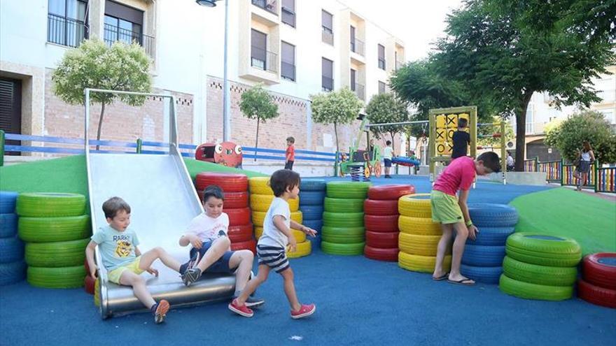 Abre el primer parque infantil para niños con movilidad reducida