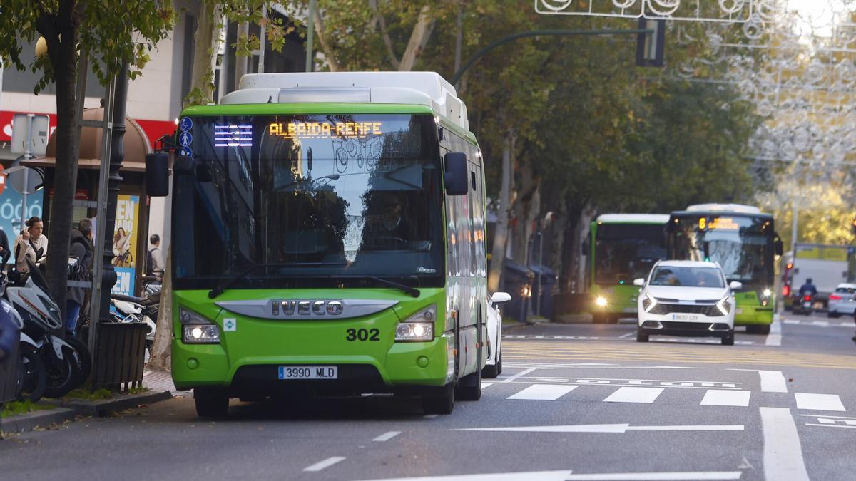 Autobús de Aucorsa en una imagen de archivo.