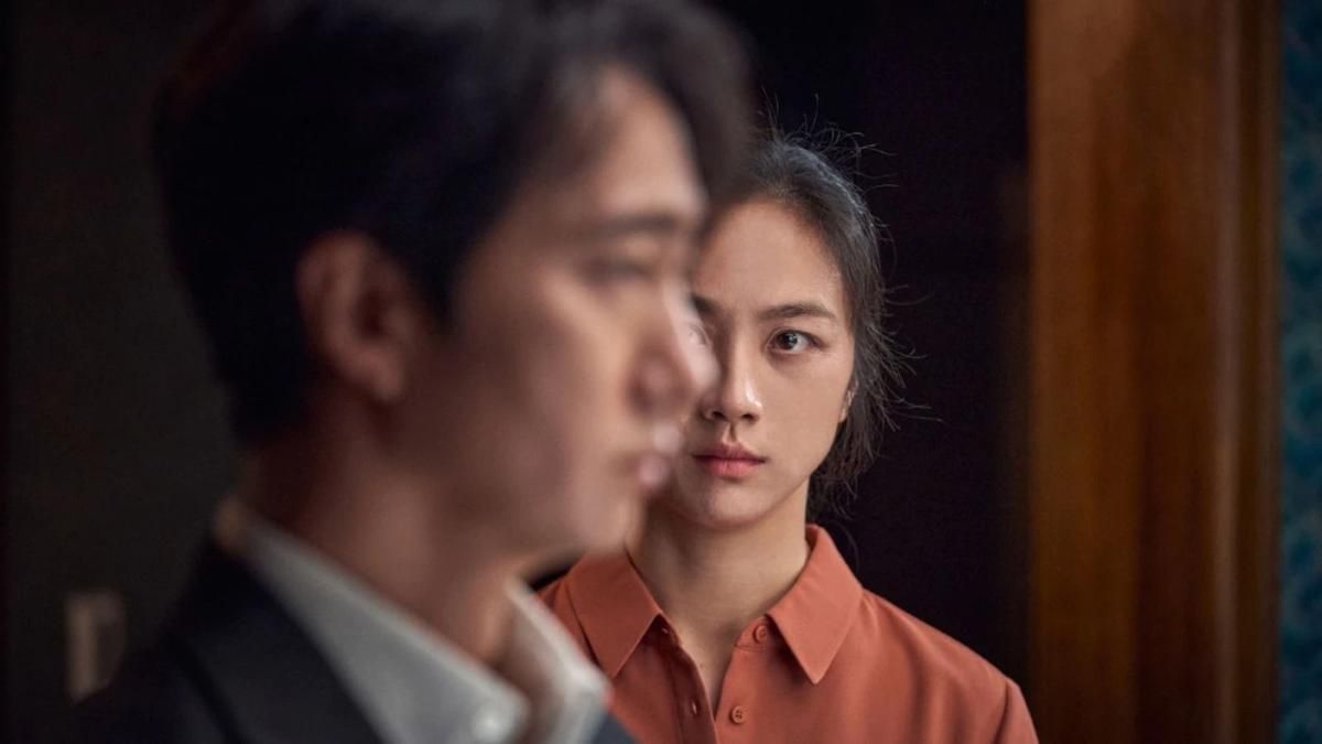 Park Hae-il y Tang Wei, en una imagen de ’Decision To Leave’, de Park Chan-wook.