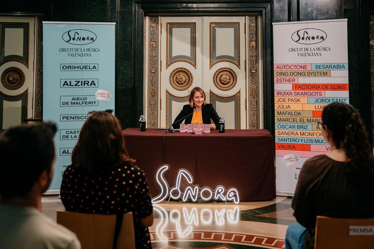 La directora adjunta de Música y Cultura Popular del IVC, Marga Landete, presentó ayer la nueva programación.