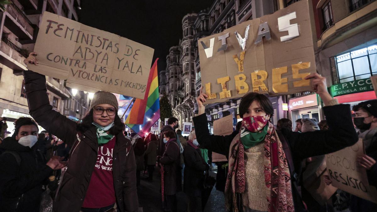 Asturias muestra su rechazo a la violencia contra las mujeres: todas las protestas por concejos