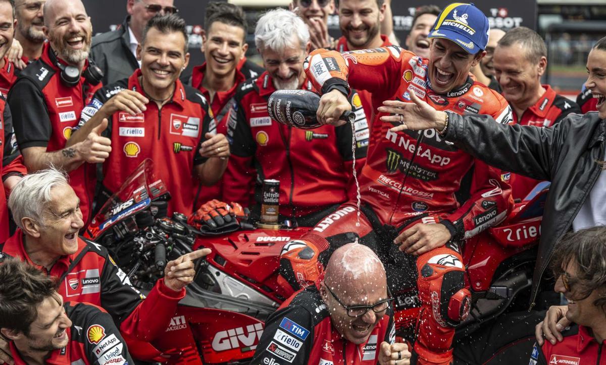 Marc Márquez continua maltractantels seus rivals Marc Márquez continua maltractantels seus rivals