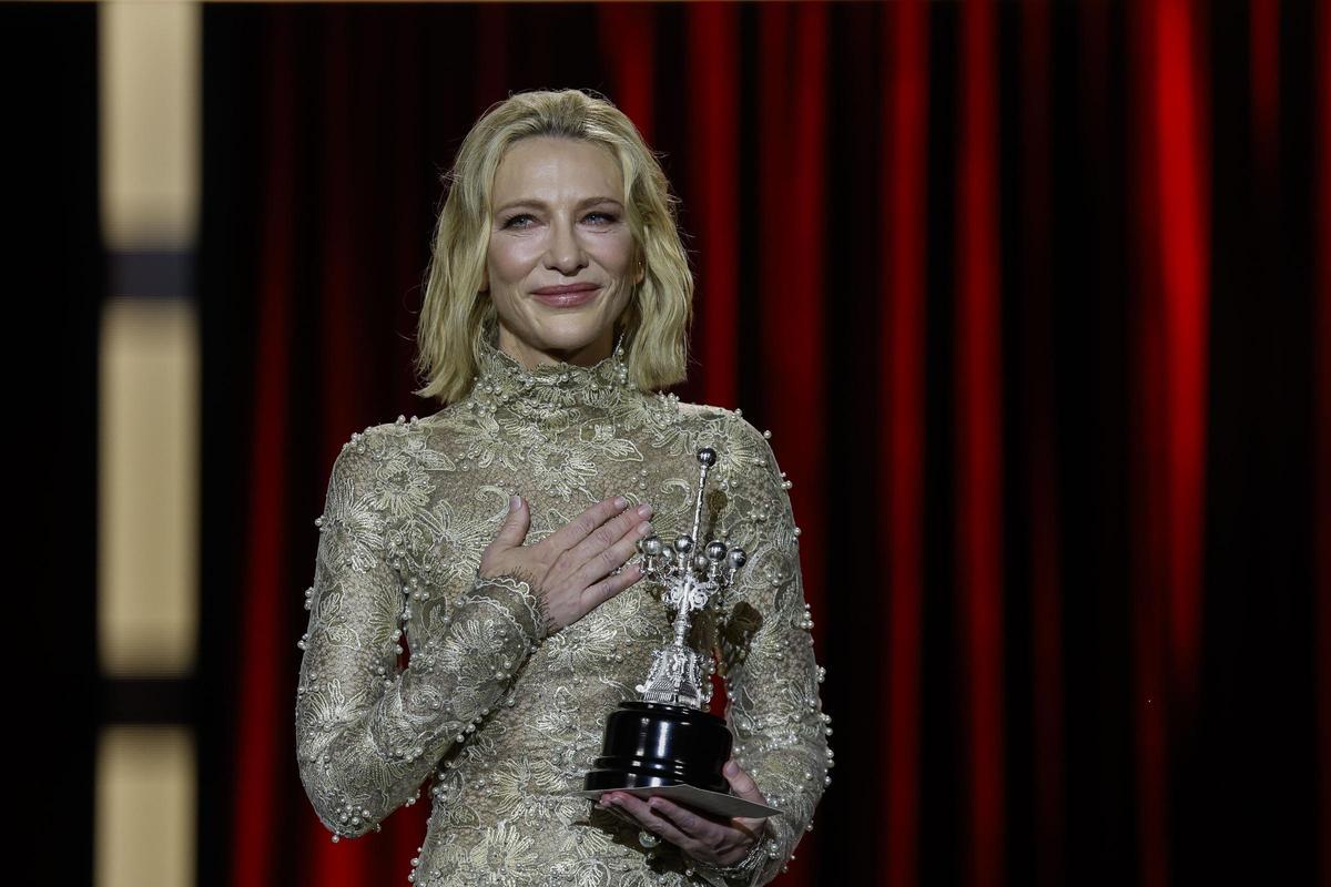 Cate Blanchett tras recibir el Premio Donosti durante el Festival Internacional de Cine de San Sebastián