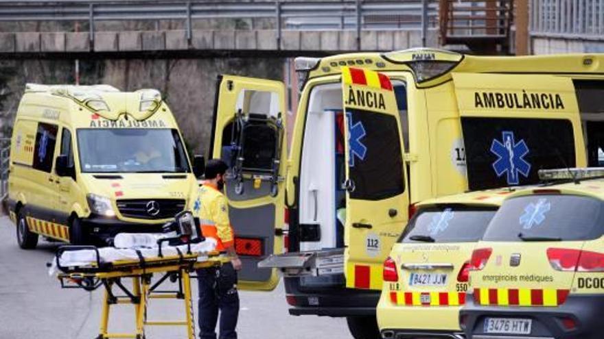 Ambulàncies al Trueta, en una imatge d&#039;arxiu.