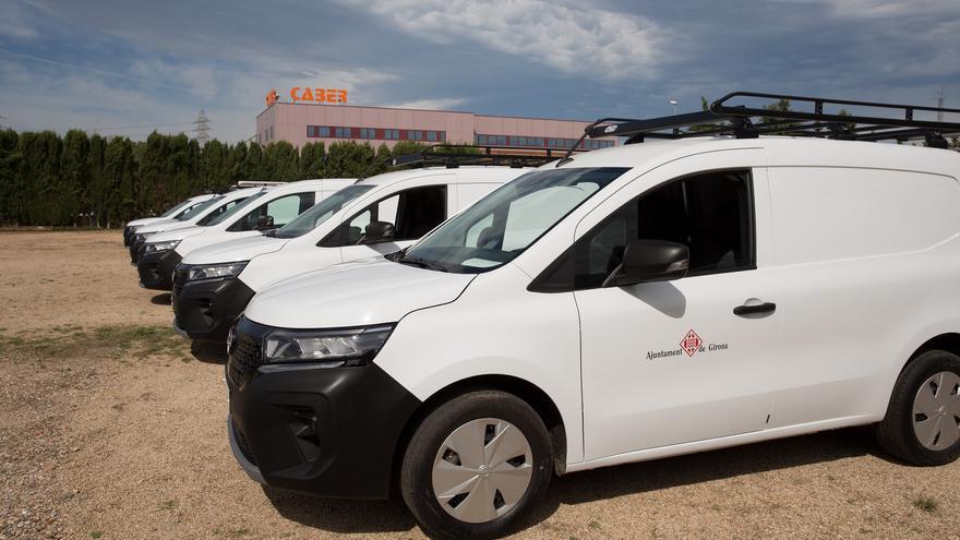 Girona incorpora nou furgonetes elèctriques a la flota de vehicles municipals