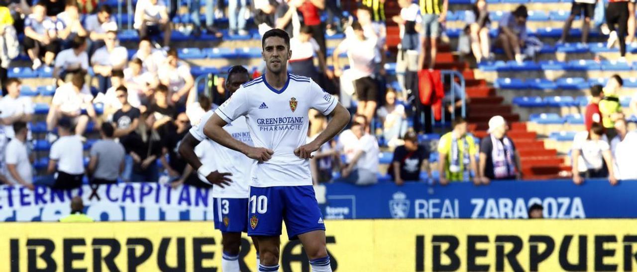 Sabin Merino, con gesto contrariado, durante el partido del domingo ante el Alcorcón.