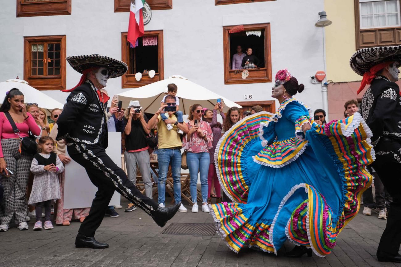 Desfile de catrinas en La Laguna