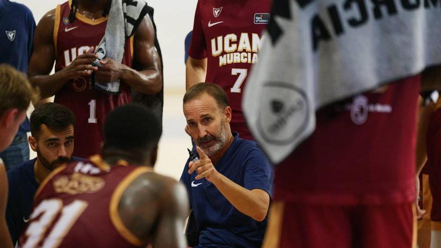 Sito Alonso: "Es una alegría muy grande volver a ver a Dylan Ennis en la pista"