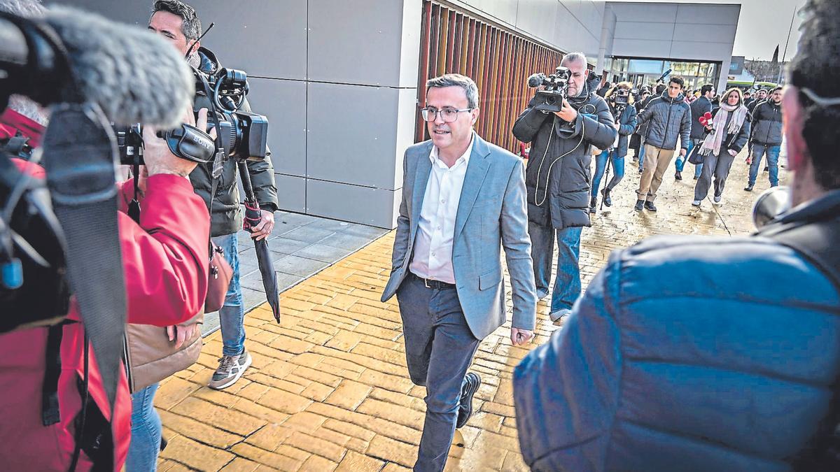 BADAJOZ. CASO DAVID AZAGRA O DAVID SANCHEZ O HERMANO DE PEDRO SANCHEZ, COMPADECEN EN SEDE JUDICUAL PARA PRESTAR DECLARACION DAVID AZAGRA Y MIGUEL ANGEL GALLARDO,