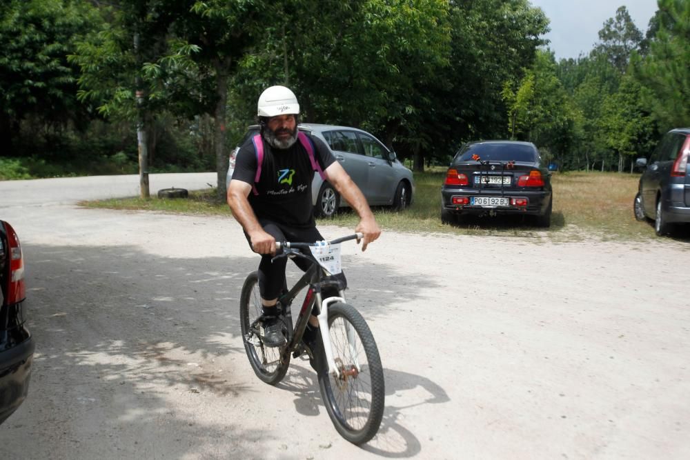 Más de 100 ciclistas participaron en la segunda edición de la Marcha por los Montes de Vigo.