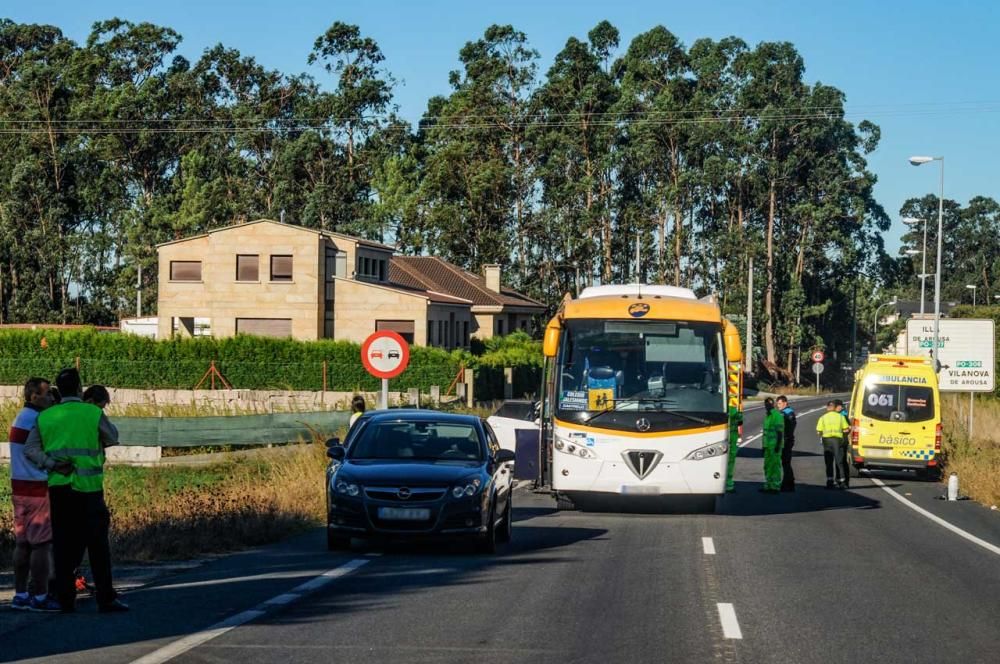 Una menor fallece en una colisión con un bus escolar en Vilanova