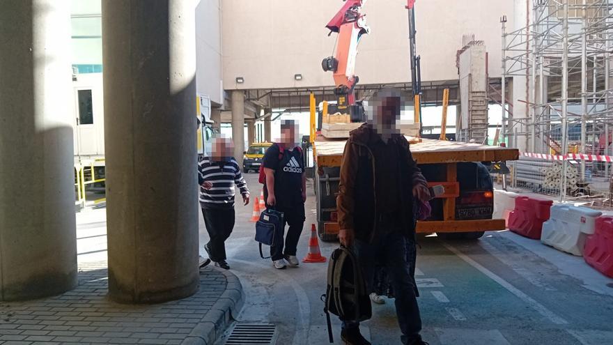 Así son las obras de la terminal A que generan problemas a trabajadores y pasajeros en el aeropuerto de Palma