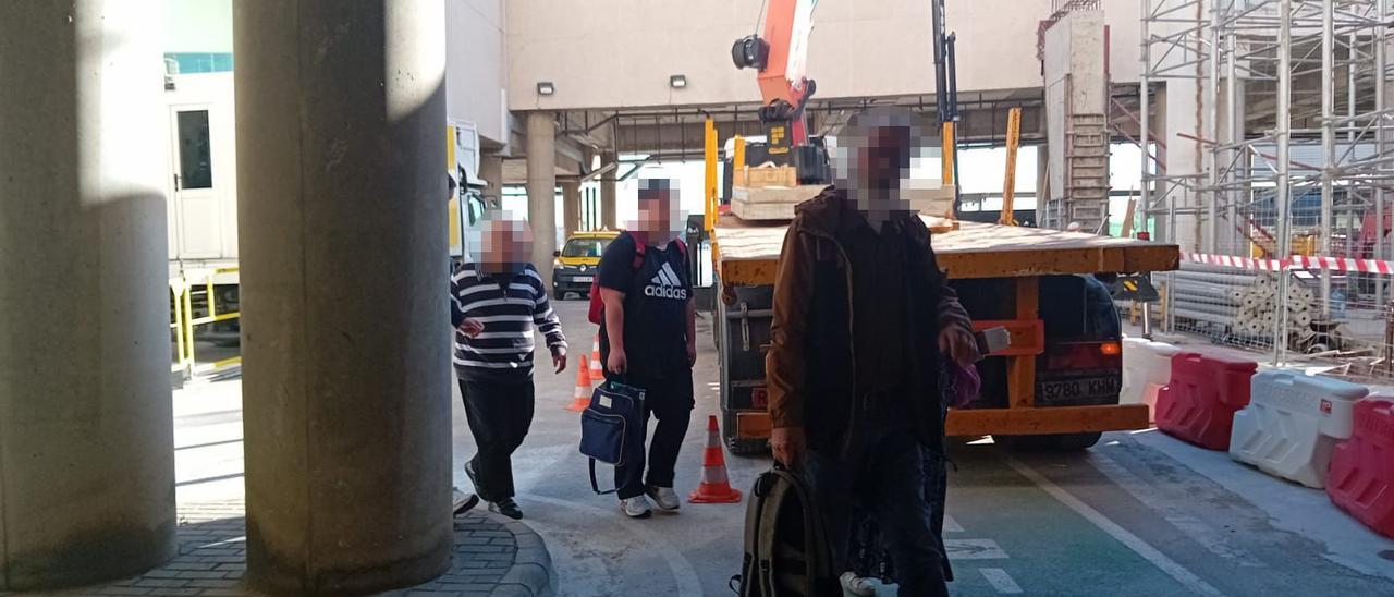 Así son las obras de la terminal A que generan problemas a trabajadores y pasajeros en el aeropuerto de Palma