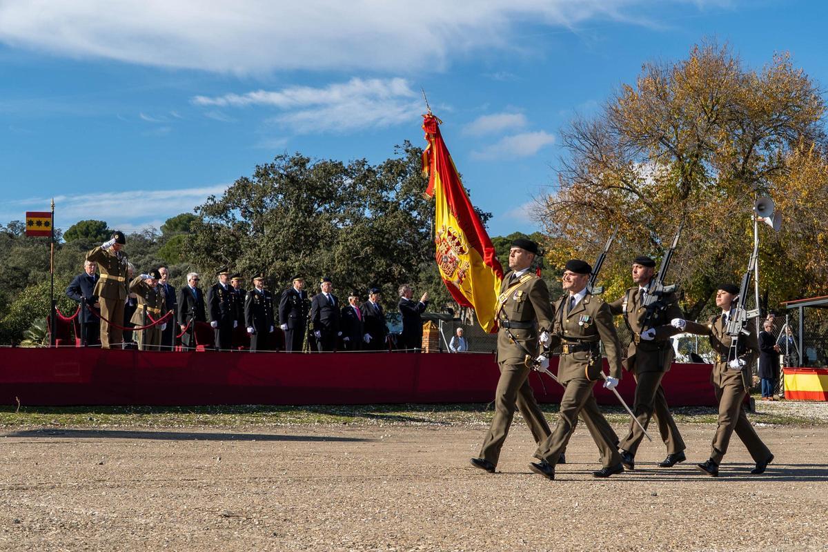 Homenaje a la Inmaculada en la Base de Cerro Muriano, en imágenes
