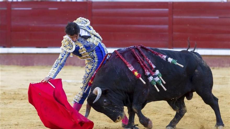 Tres toreros en sazón y dos a hombros