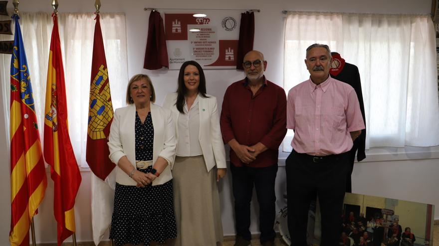 Moncada inaugura la Casa Regional de Castilla la Mancha