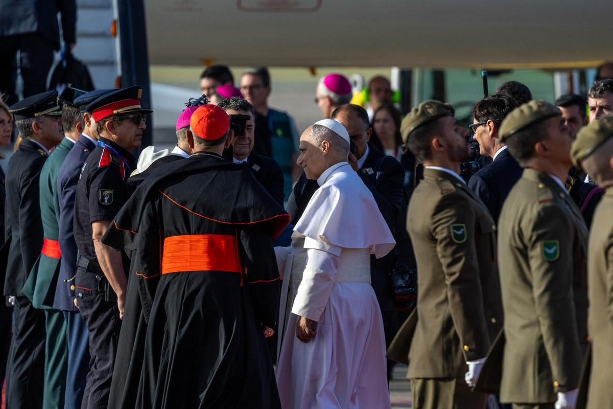 El papa León XIV se despide de Barcelona