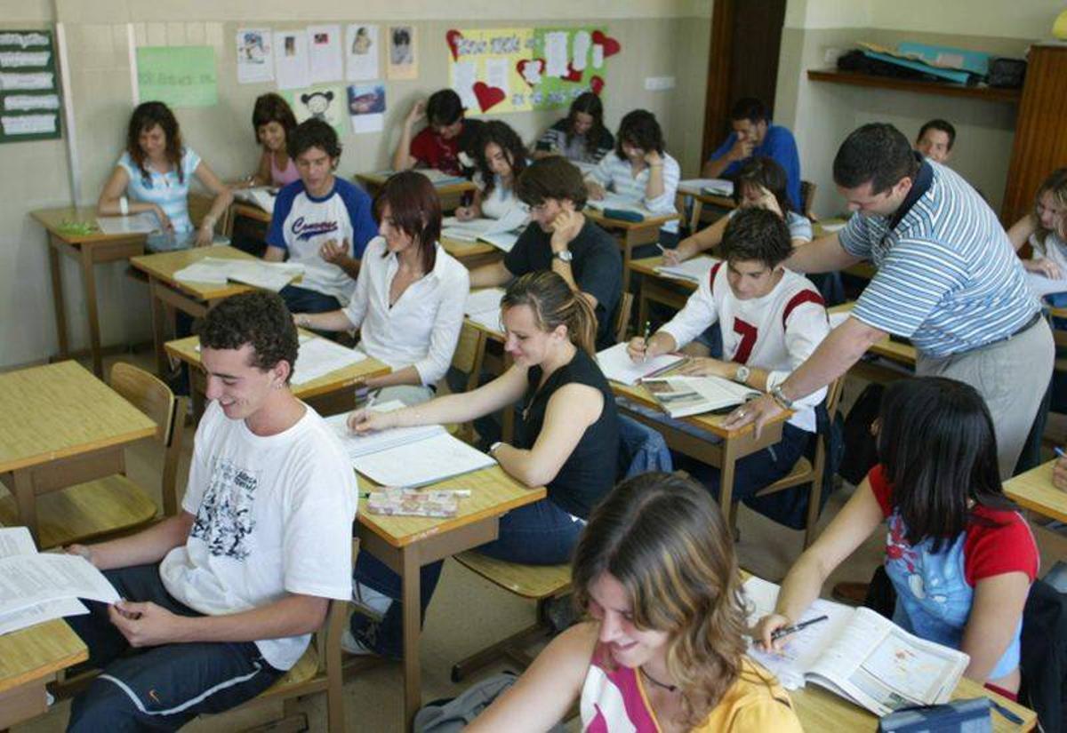 Los institutos creen que no podrán dar las notas en diciembre