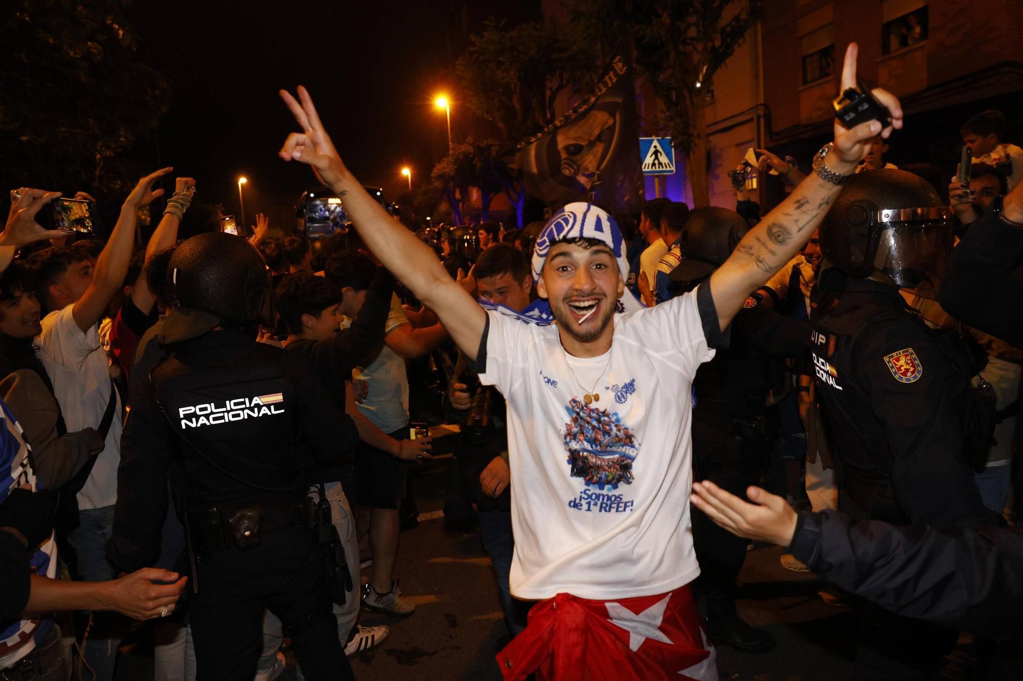 EN IMÁGENES: Locura en las calles de Avilés por el ascenso