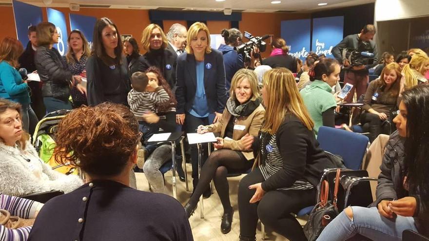 La consejera Violante Tomás, durante una jornada sobre empleabilidad de las mujeres.